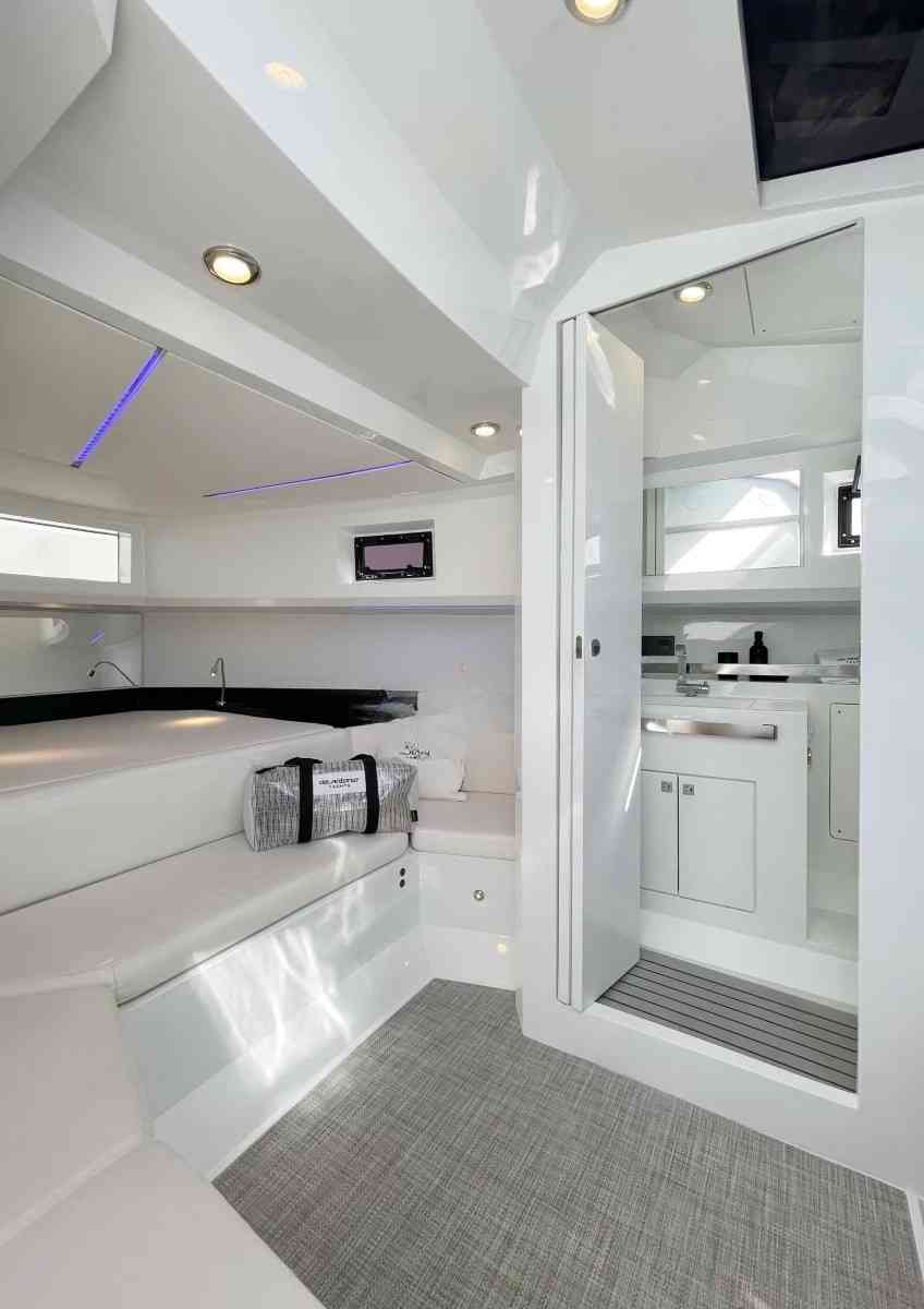 De Antonio D36 - View 8